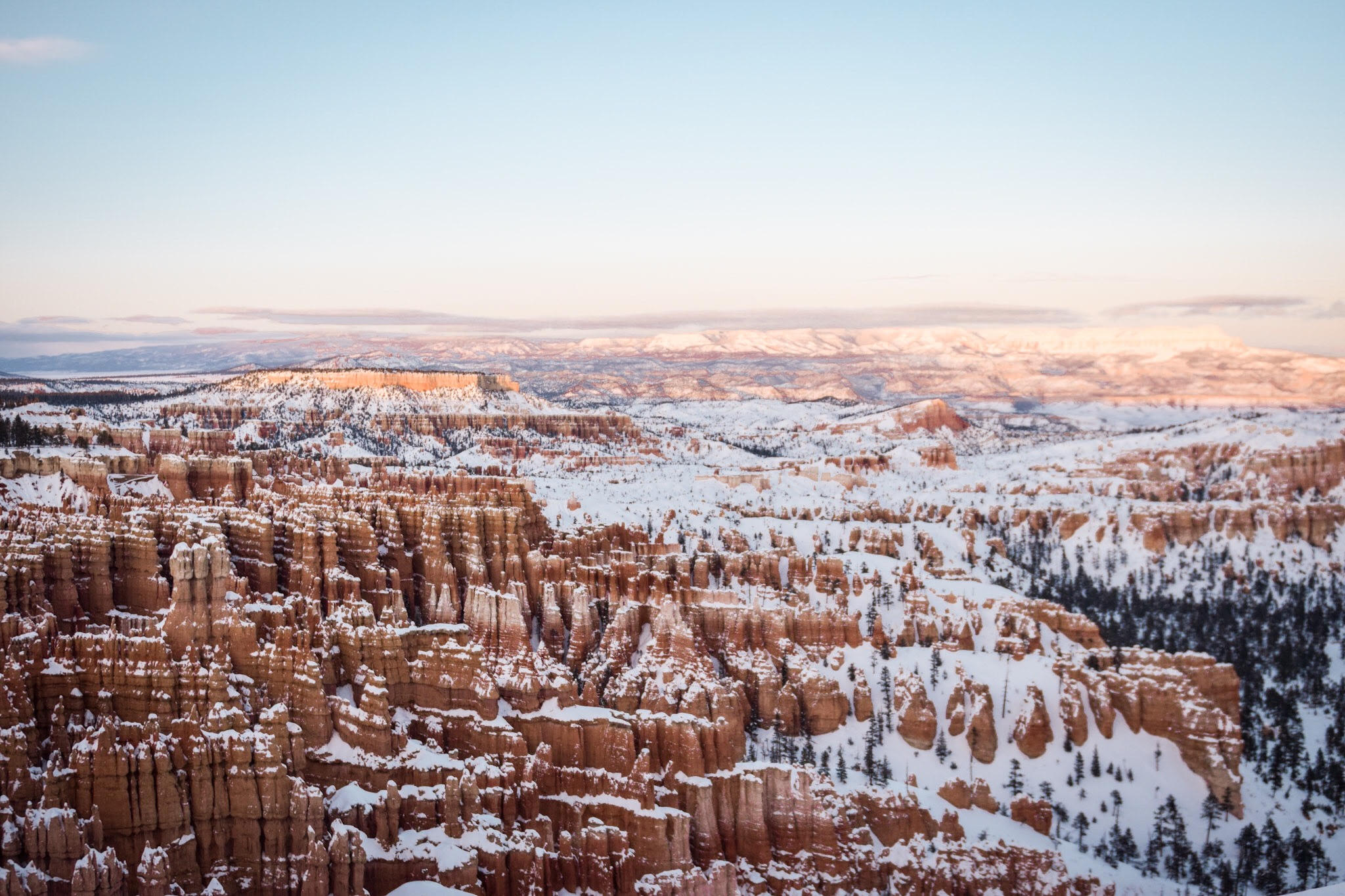 bryce canyon in snow sunset