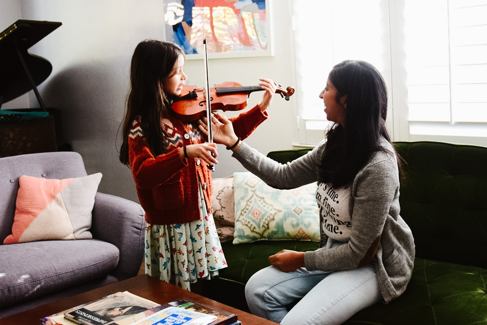 teaching kids the violin