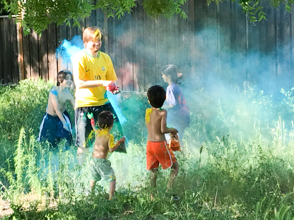 holi activities with kids