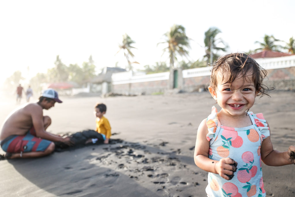 el tunco beach with kids